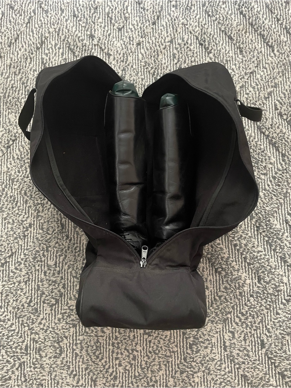 Riding boots and bag! - Picture 4 of 9